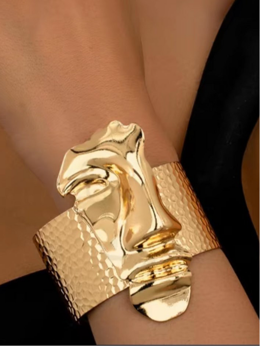 FACE CUFF BANGLE