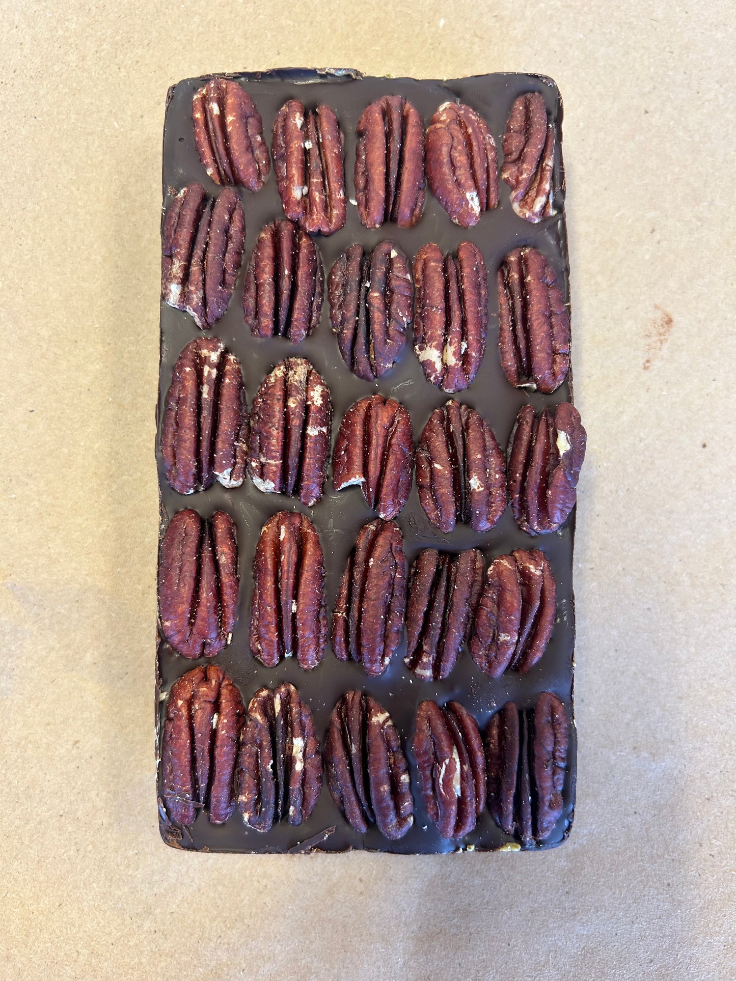 DUBAI PISTACHIO BAR WITH PECANS