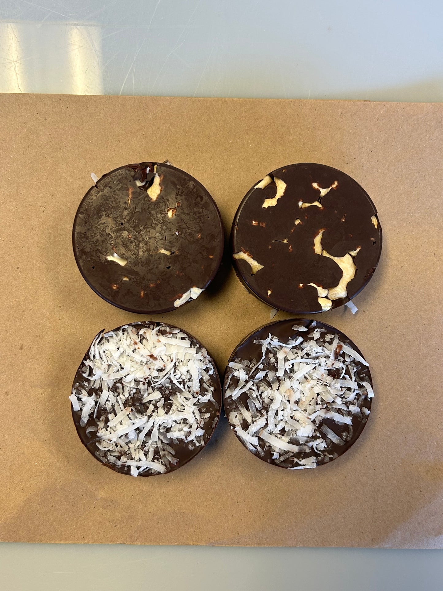 CHOCOLATE-CASHEW-GOJI BERRIES-COCONUT